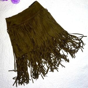 Mia Joy Women's Juniors Olive Green Tassles Mini Skirt; 7